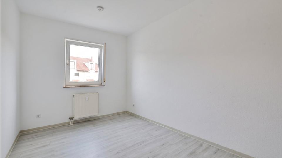 Erdgeschoßwohnung Bruchsal - 3.5 Zimmer, 76 m&sup2;, 280.000&euro; | Angebot:27259328