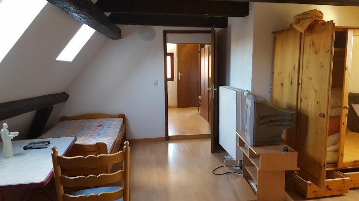Dachgeschoßwohnung Weil der Stadt - 3 Zimmer, 1.050&euro; | Angebot:26145044