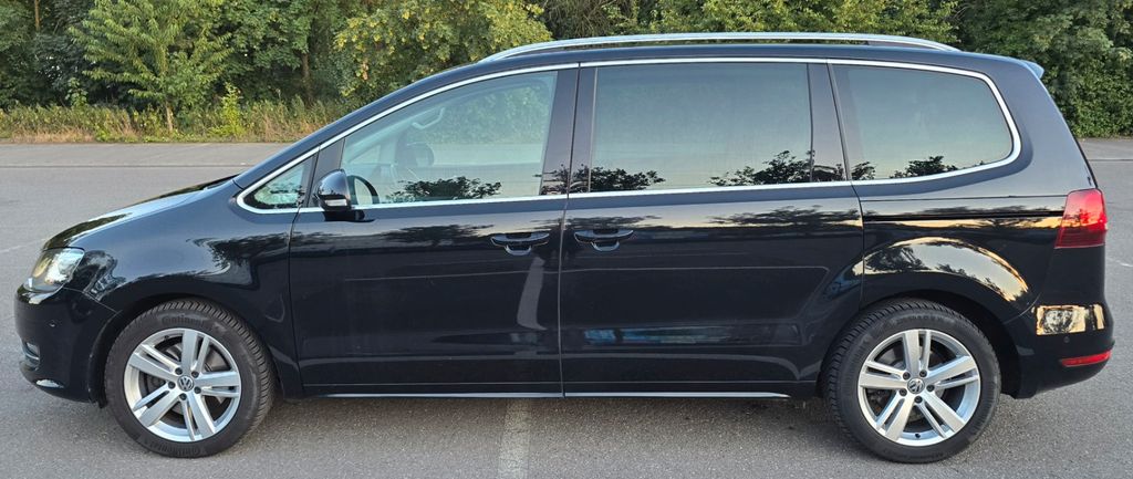 VW Sharan 117.800 km 28.900 &euro; Sindelfingen 71065