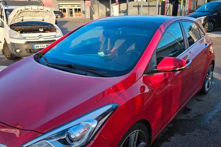 Hyundai i30 99.800 km 10.000 € Stuttgart 70190