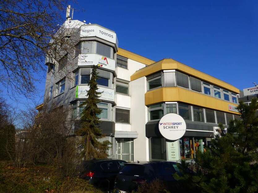 Büro in Pforzheim 3.400 € 400 m²