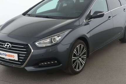 Hyundai i40 63.133 km 14.240 € Stuttgart 70195