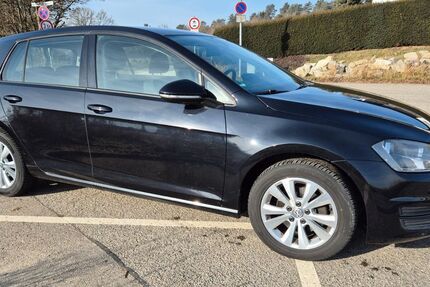 VW Golf 132.154 km 8.555 &euro; Weissach 71287
