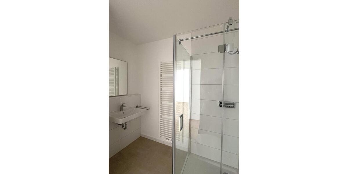 Erdgeschoßwohnung Leonberg - 3 Zimmer, 82 m&sup2;, 1.526&euro; | Angebot:23644756