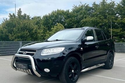 Hyundai SANTA FE 151.000 km 6.790 € Stuttgart 70469