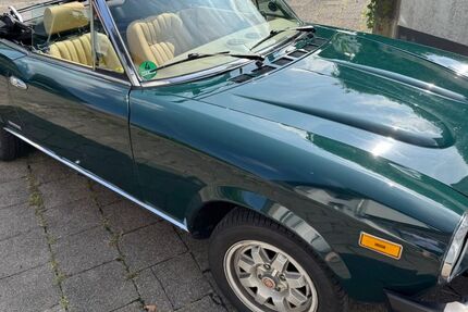 Fiat 124 Spider 99.000 km 14.500 € Karlsruhe 76133