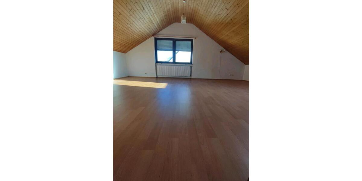 Doppelhaushälfte Leonberg - 6 Zimmer, 146 m&sup2;, 500.000&euro; | Angebot:26946936