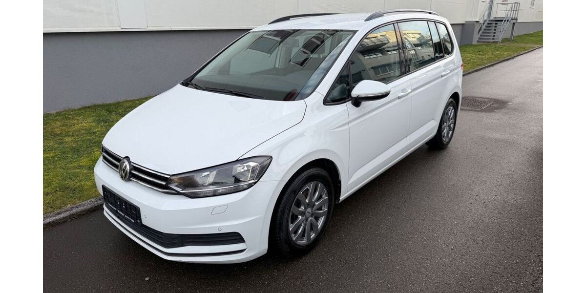 VW Touran 247.000 km 12.600 &euro; Sindelfingen 71069