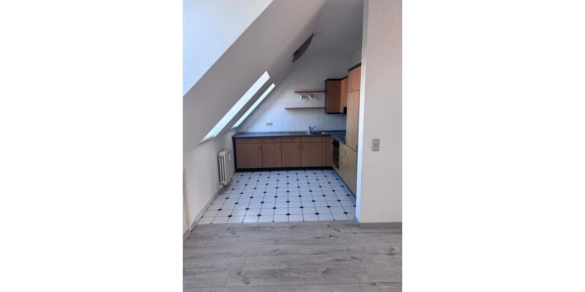Dachgeschoßwohnung Pforzheim Büchenbronn - 2 Zimmer, 58 m&sup2;, 890&euro; | Angebot:26672442