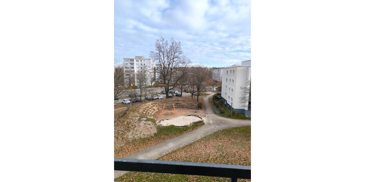 Helle 3,5 Zi Whg in begehrter Lage mit Stellplatz und Balkon 3 zimmer