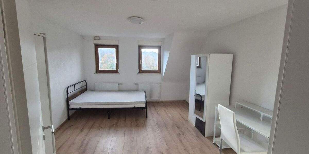 Geräumiges Reihenhaus in traumhafter Lage - Inkl. Blick über Pforzheim 6 zimmer
