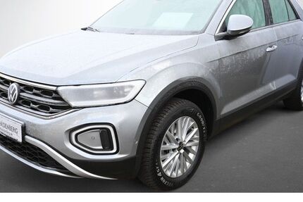 VW T-Roc 7.600 km 29.880 &euro; Karlsruhe 76131
