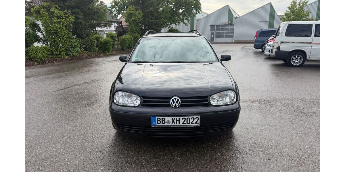 VW Golf 330.000 km 1.500 &euro; Weissach 71287