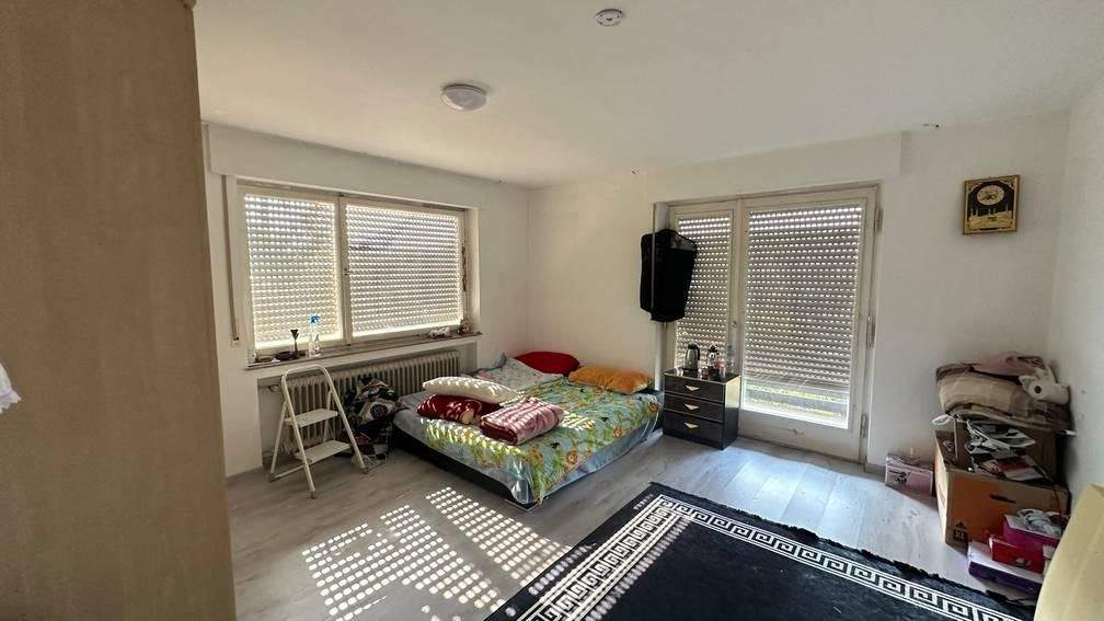 Mehrfamilienhaus, Wohnhaus Ostelsheim - 9 Zimmer, 210 m&sup2;, 750.000&euro; | Angebot:25737007