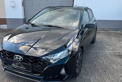 Hyundai i20 49.200 km 14.490 &euro; Karlsdorf 76689