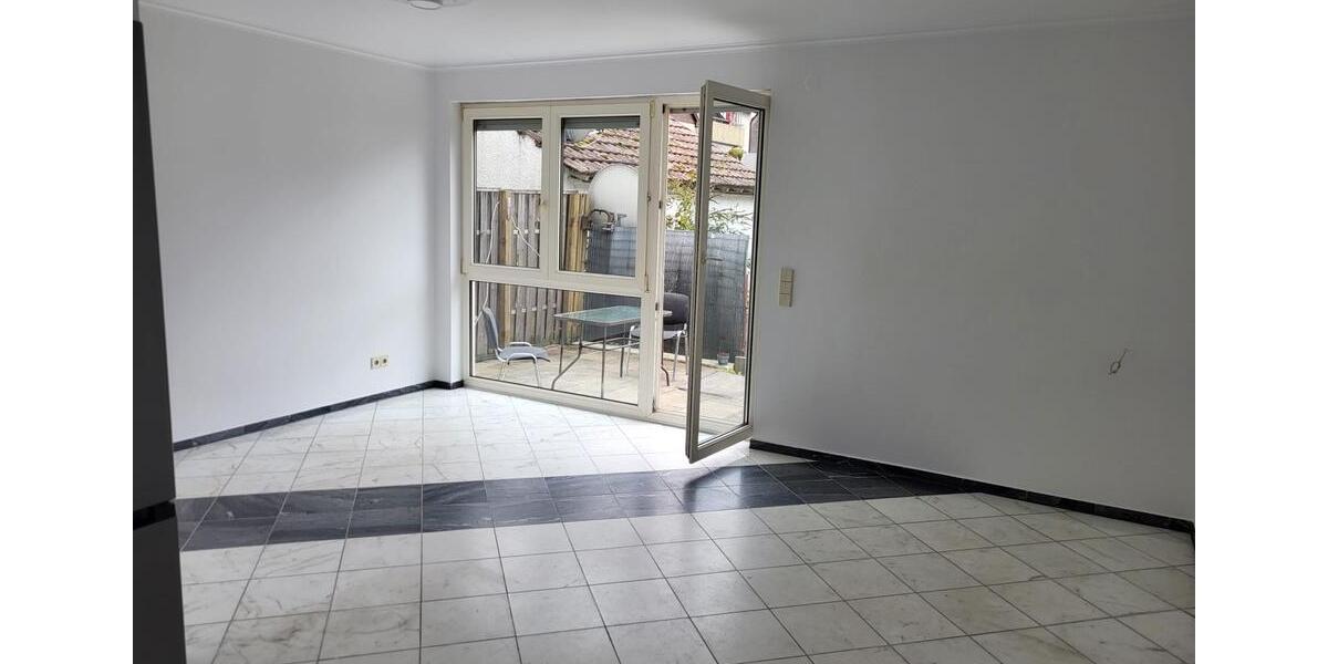 Erdgeschoßwohnung Renningen - 2 Zimmer, 45 m&sup2;, 800&euro; | Angebot:25778014