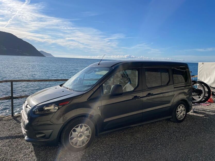 Ford Tourneo Connect 130.767 km 11.900 € Karlsruhe 76137