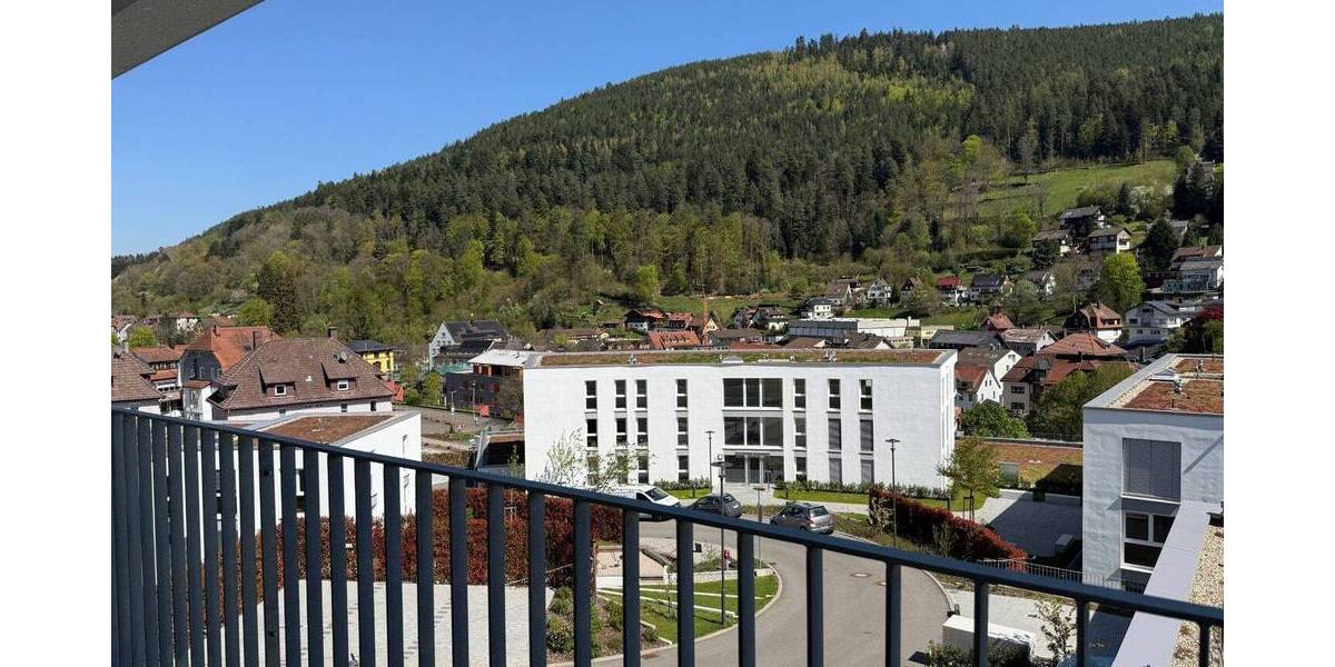 Etagenwohnung Bad Wildbad - 2 Zimmer, 83 m&sup2;, 393.000&euro; | Angebot:26471342