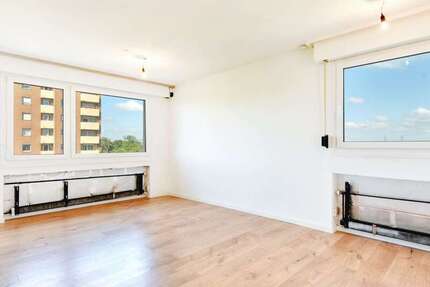 Wohnung zum Kaufen in Stuttgart-Mönchfeld 230.000 € 71.4 m² 3 zimmer