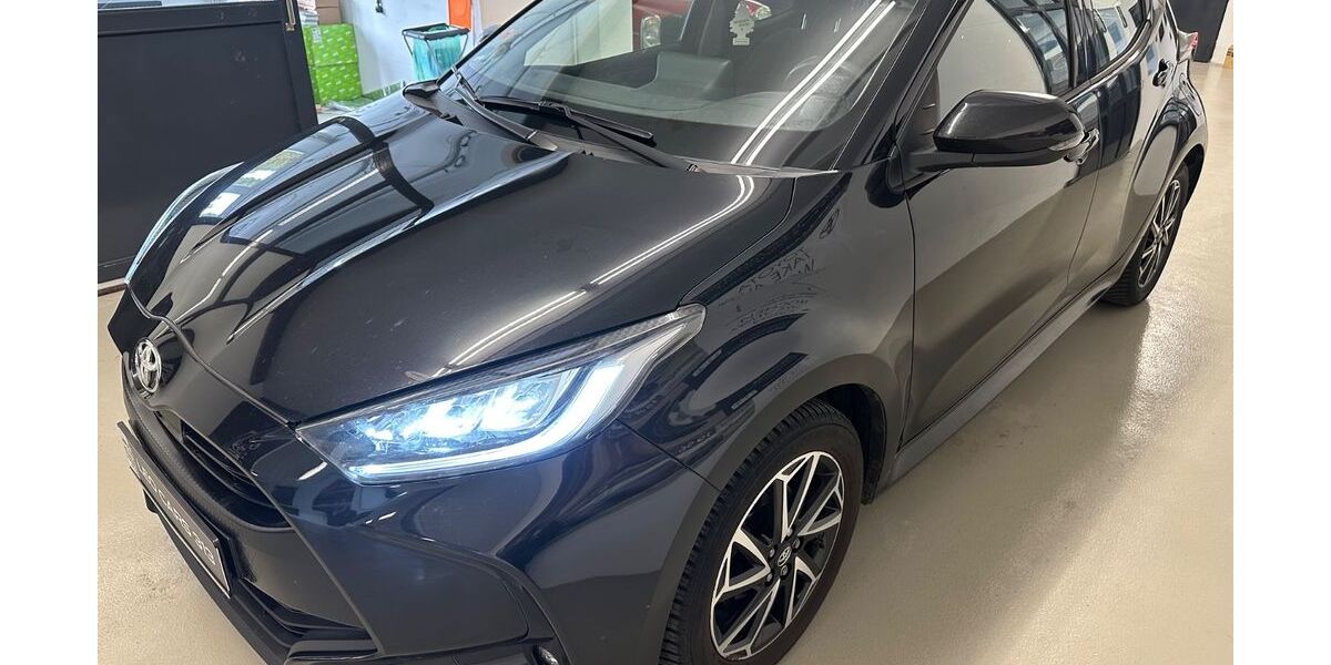 Toyota Yaris 72.276 km 13.990 &euro; LEONBERG 71229