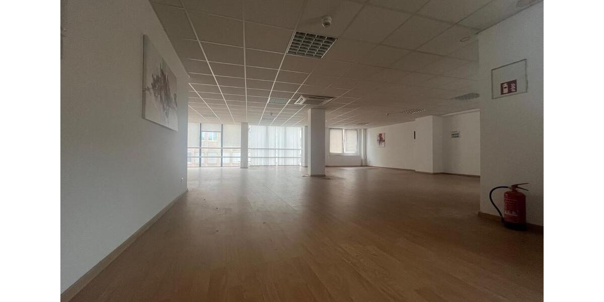 Gewerbeobjekt Pforzheim Weststadt - 1.356&euro; | Angebot:24707485