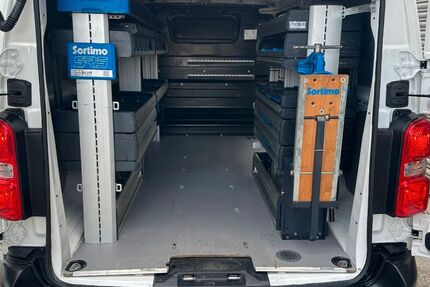 Opel Vivaro 93.172 km 17.200 € Sindelfingen 71065