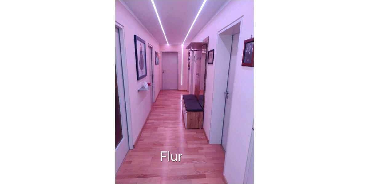 Etagenwohnung Waldbronn - 3 Zimmer, 84 m&sup2;, 275.000&euro; | Angebot:26464069