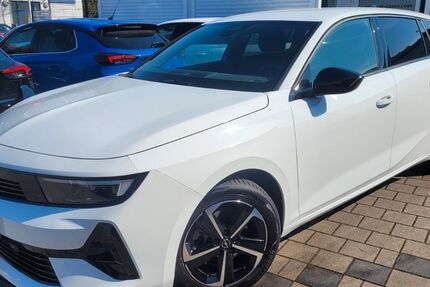 Opel Astra 13.847 km 19.990 &euro; Remchingen 75196