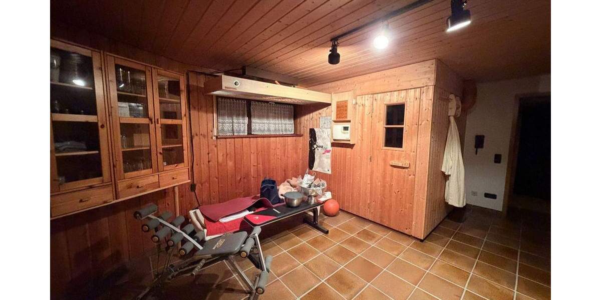 Einfamilienhaus Bretten Gölshausen - 7 Zimmer, 216 m&sup2;, 770.000&euro; | Angebot:25776304