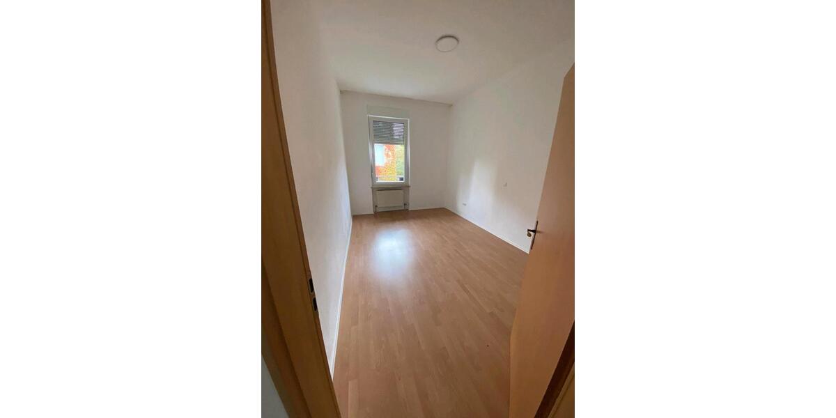 Etagenwohnung Karlsruhe Beiertheim-Bulach - 5 Zimmer, 120 m&sup2;, 1.600&euro; | Angebot:25452020