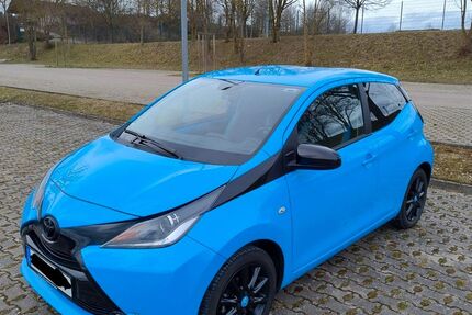 Toyota Aygo (X) 49.890 km 8.940 € Wimsheim 71299