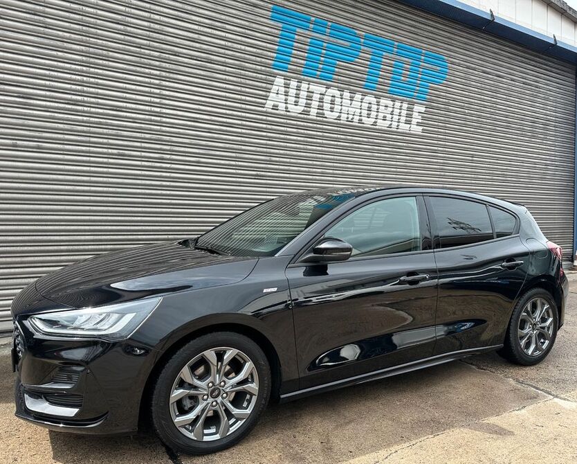 Ford Focus 42.141 km 21.300 € Sindelfingen 71065