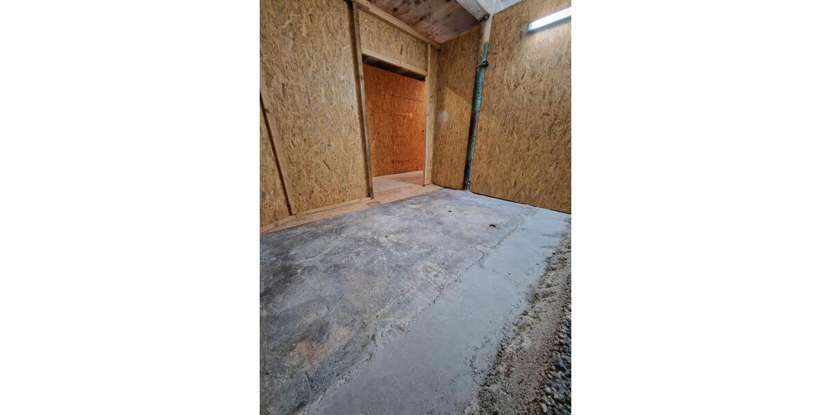 Gewerbeobjekt Sachsenheim - 100&euro; | Angebot:26445415