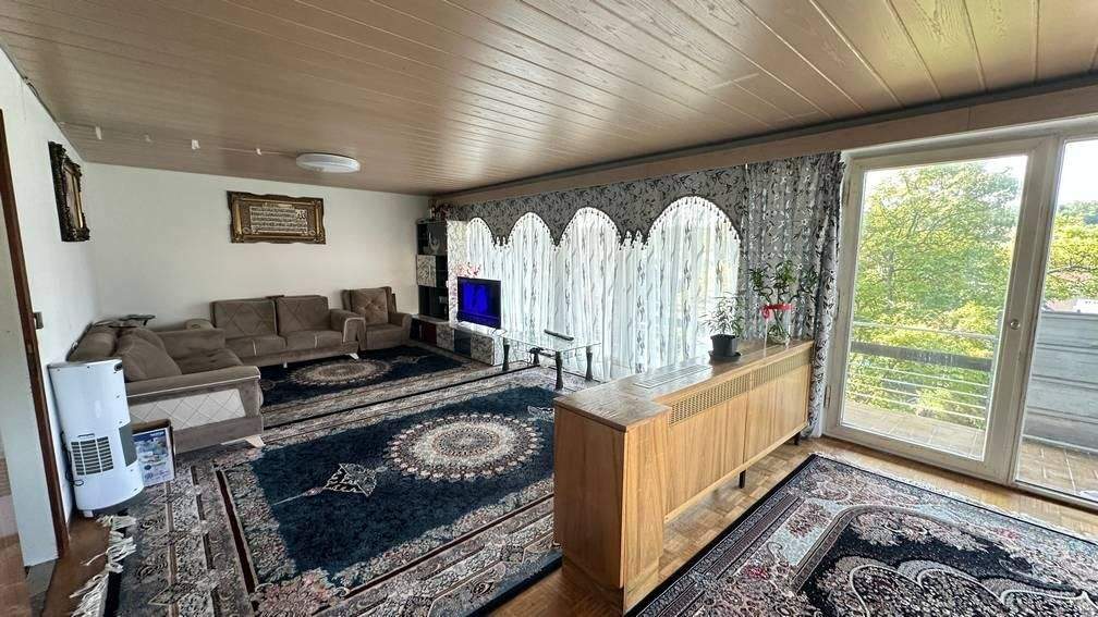 Mehrfamilienhaus, Wohnhaus Ostelsheim - 9 Zimmer, 210 m&sup2;, 750.000&euro; | Angebot:25737007