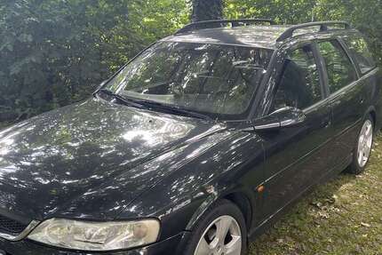 Opel Vectra 166.000 km 3.400 € Gaggenau 76571