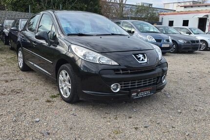 Peugeot 207 136.600 km 3.499 &euro; Ettlingen 76275