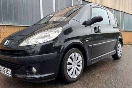 Peugeot 1007 135.000 km 2.200 € Stuttgart 70563