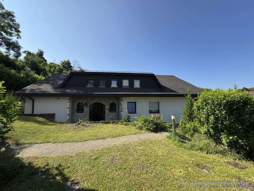 Haus zum Kaufen in Pfinztal - Wöschbach 899.000 € 298.12 m²