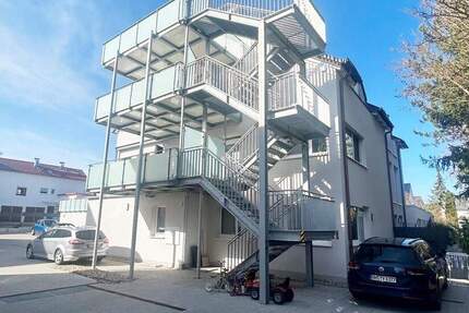 Wohnung Friolzheim - 3 Zimmer, 89 m&sup2;, 1.100&euro; | Angebot:25707608