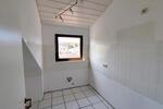 Dachgeschoßwohnung Neuenbürg - 2.5 Zimmer, 68 m&sup2;, 790&euro; | Angebot:26348666