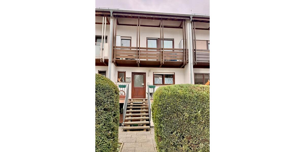 Reihenhaus Pforzheim Eutingen - 7 Zimmer, 161 m&sup2;, 550.000&euro; | Angebot:25221280