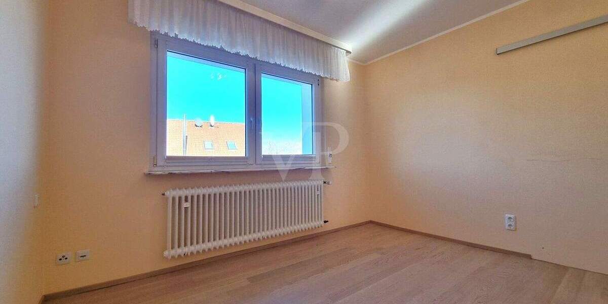 Mehrfamilienhaus, Wohnhaus Pforzheim Sonnenhof - 9 Zimmer, 236 m&sup2;, 795.000&euro; | Angebot:25800307
