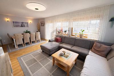 STILVOLL MIT SCHÖNEM GARTENBEREICH - Zweifamilienhaus Pforzheim Eutingen | Angebot:26286635