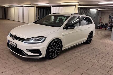 VW Golf 127.000 km 25.490 &euro; Pforzheim 75173