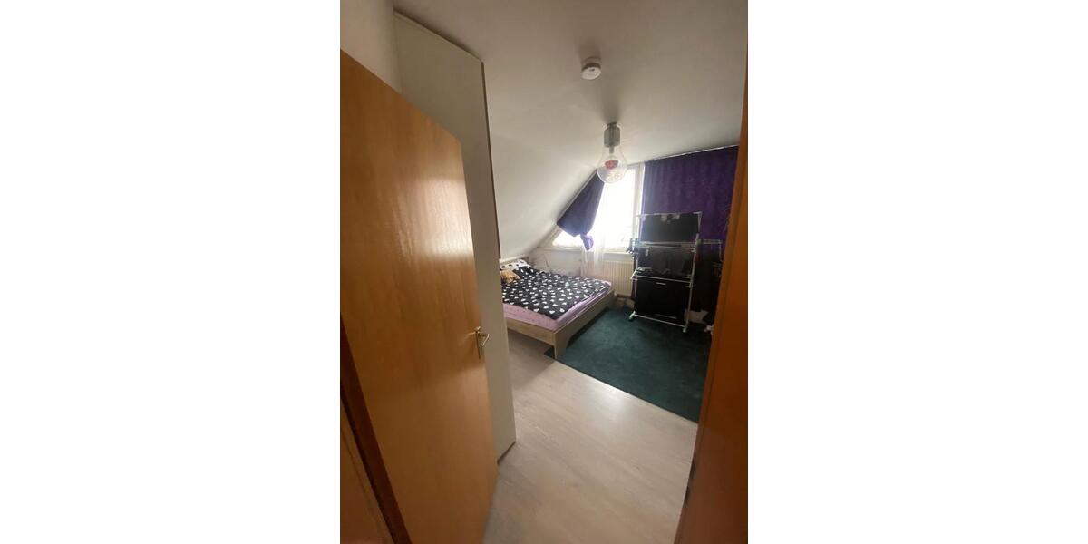 Dachgeschoßwohnung Deckenpfronn - 3 Zimmer, 52 m&sup2;, 156.000&euro; | Angebot:26795895