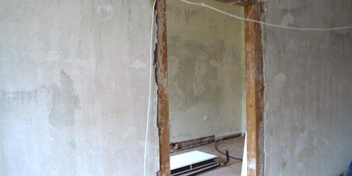 Sanierte Altbau-Wohnung in der belle Etage 4 zimmer