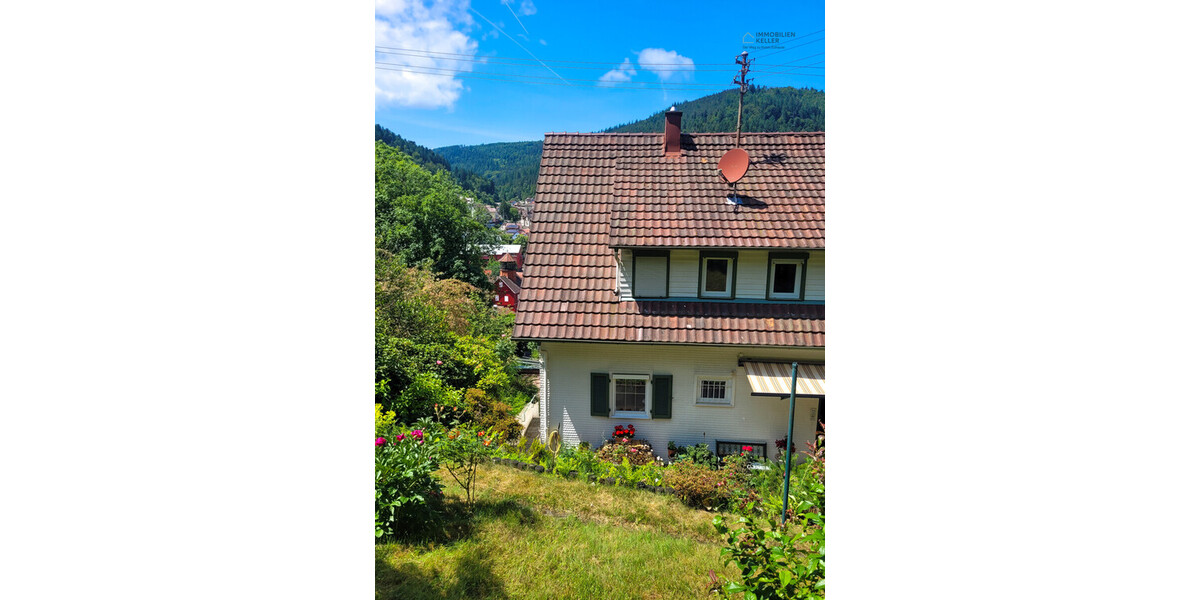 Schönes Landhaus mit Einliegerwohnung - Einfamilienhaus Bad Wildbad | Angebot:25374626