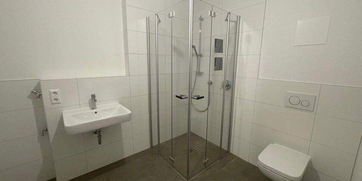 Etagenwohnung Karlsruhe Mühlburg - 2 Zimmer, 77 m&sup2;, 1.175&euro; | Angebot:25657333