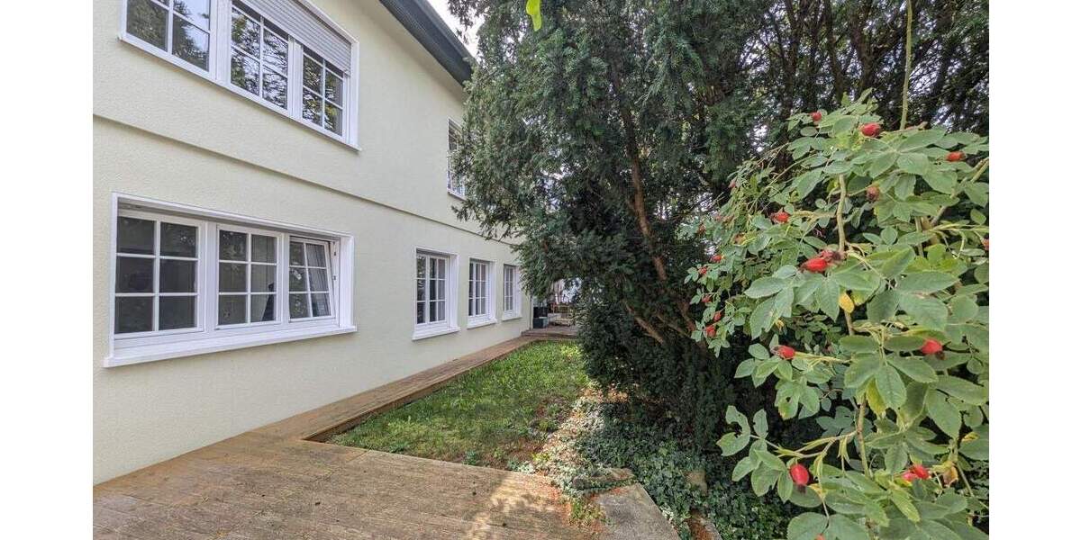 Einfamilienhaus Niefern-Öschelbronn Niefern - 7 Zimmer, 190 m&sup2;, 550.000&euro; | Angebot:25738400