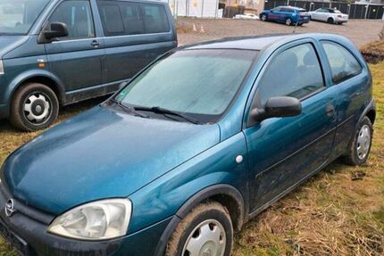 Opel Corsa 180.000 km 800 &euro; Pforzheim 75177